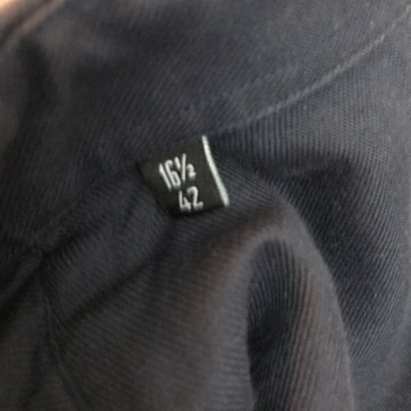 Givenchy men’s button down shirt, 42EU 16.5 - Picture 6 of 6